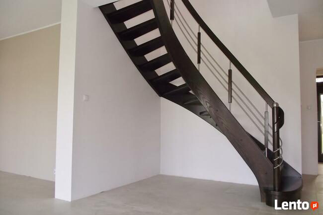 Schody gięte, kręcone, podłogi drewniane, Warszawa