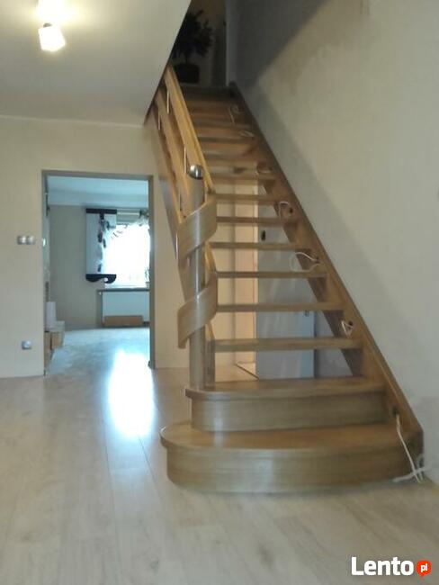 Schody gięte, kręcone, podłogi drewniane, Warszawa