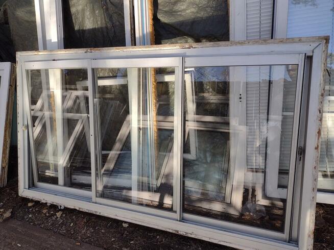 Okno przesuwane kasowe sklepowe