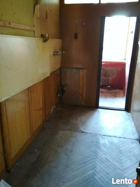 Wyjątkowo usytuowany budynek 650m2, rondo Solidarności