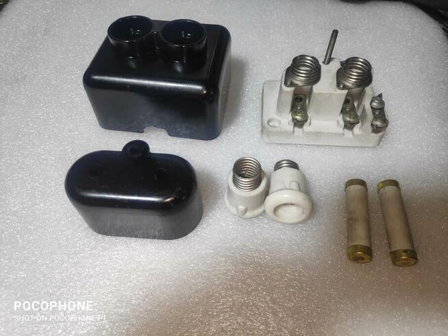 Podstawa bezpiecznikowa