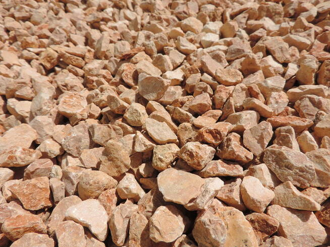 Grys Rosso Kamień czarwony grys pomarańczowy kamień ozdobny