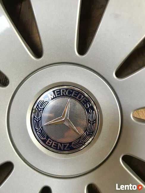 Sprzedam oryginalne kołpaki Mercedes Benz.