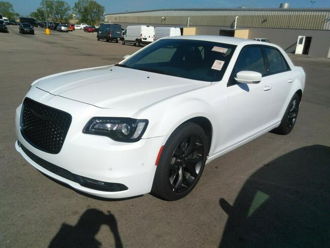 Chrysler 300C 3.6L automat 2021