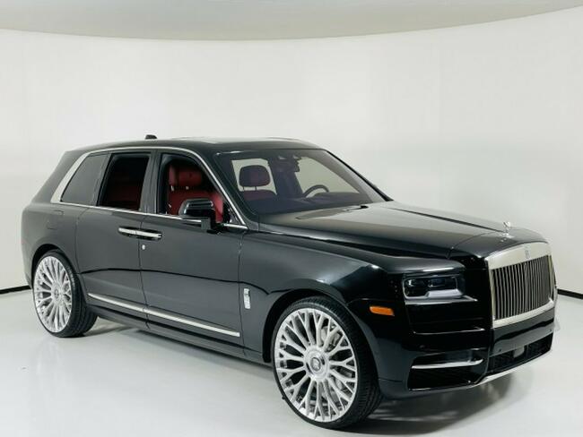 Rolls-Royce inny Cullinan 6.8 V12 automat