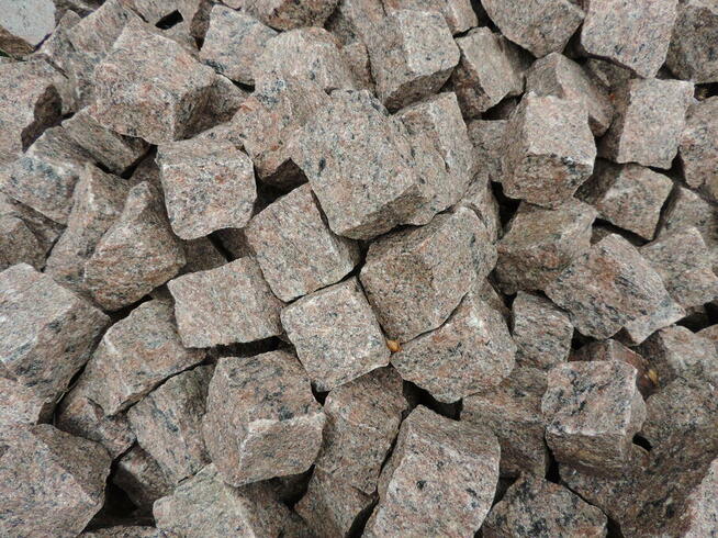 Kostka granitowa Czerwona Vanga 4/6 czerwony granit