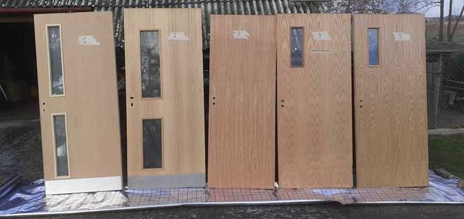 Drzwi nowe, używane, okucia, futryny, dodatki.