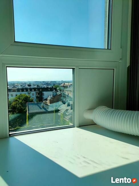 Wyprowadzenie rury wyrzutowej od klimatyzatora wewnętrznego