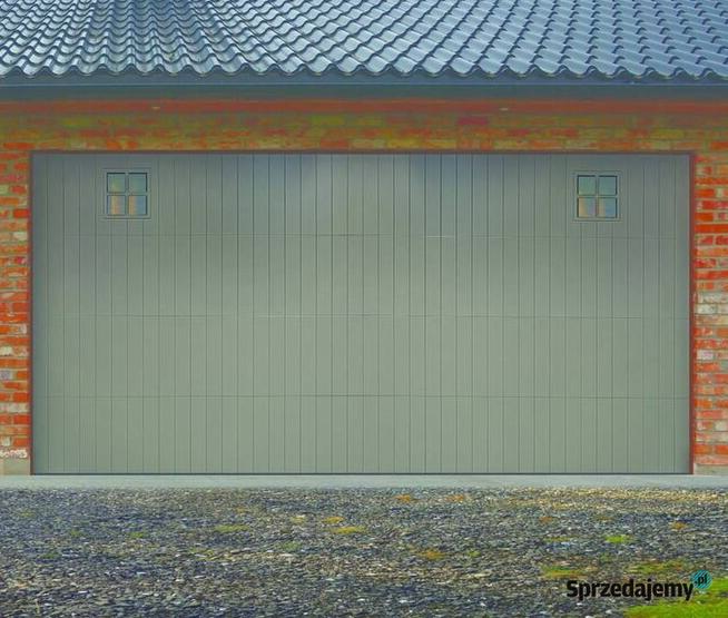 Brama garażowa segmentowa drewniana - okladzina OKUME