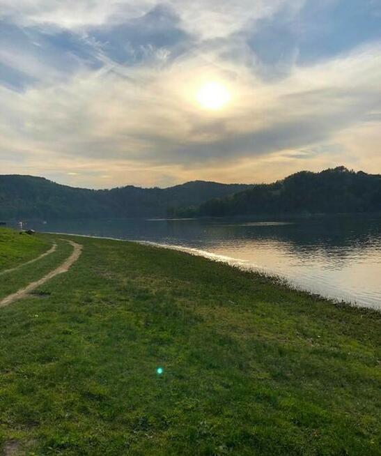 Dom letniskowy nad jeziorem Rożnowskim k/Nowego Sącza