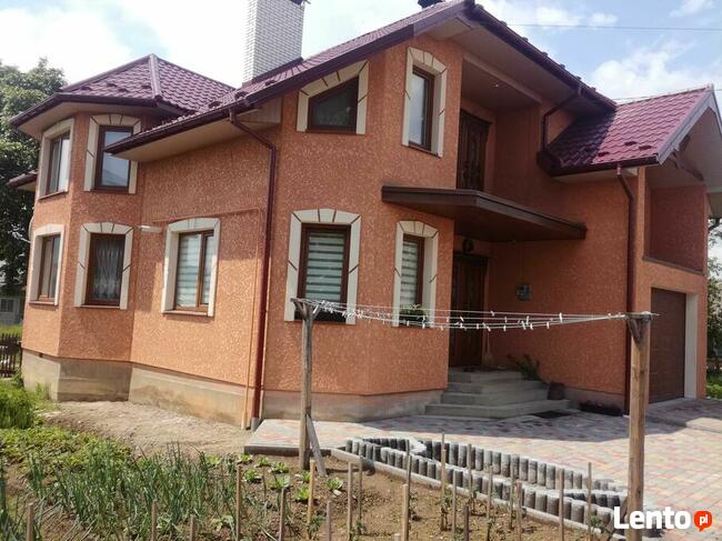 Nowoczesny tynk cienkowarstwowy do wykończenia elewacji..