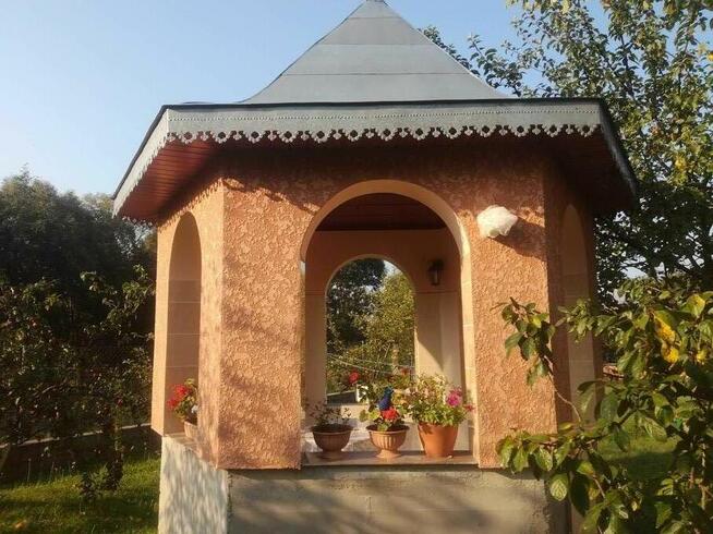 Nowoczesny tynk cienkowarstwowy do wykończenia elewacji..