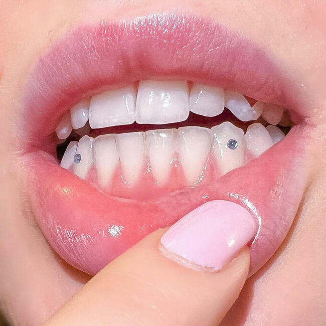 Makijaż, Biżuteria Nazębna, Opalanie Natryskowe, Depilacja!