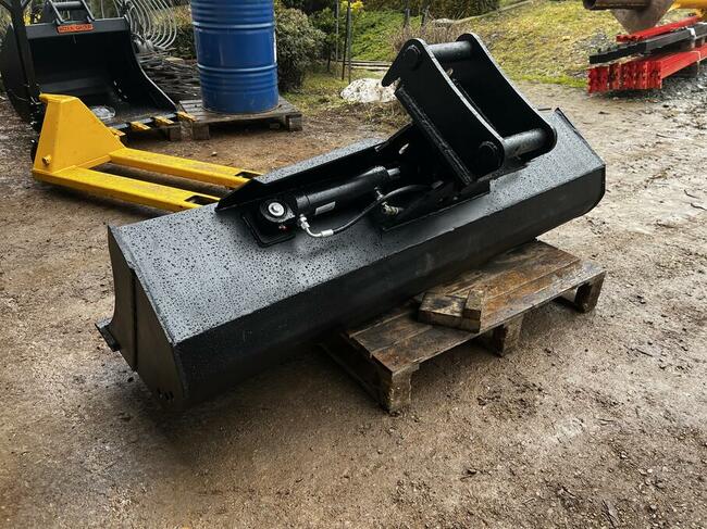 Łyżka skarpowa hydrauliczna 180cm 6-10,5t