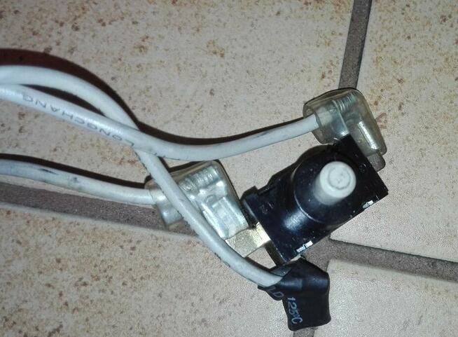 Odkurzacz Amica Qubis VJ 1032 / Na części!