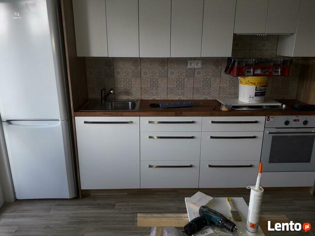 Stolarz z doświadczeniem zaprojektuje i wykona meble