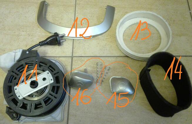 Odkurzacz Amica Qubis VJ 1032 / Na części!