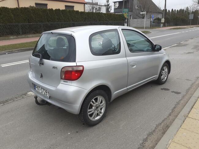 Toyota Yaris 1,3 benzyna