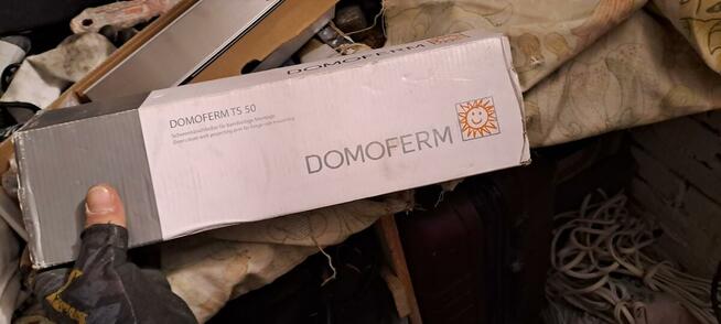 Samozamykacz drzwiowy