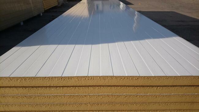 Płyta warstwowa płyty warstwowe dachowe i ścienne PIR FROST