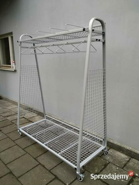 Wieszak na kombinezony straż pożarna - remiza strażacka
