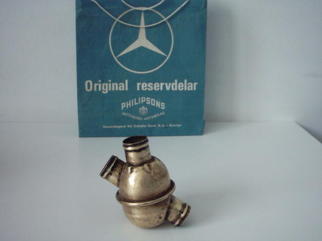Termostat Mercedes W 180 Ponton ,W 220 S ,W 219