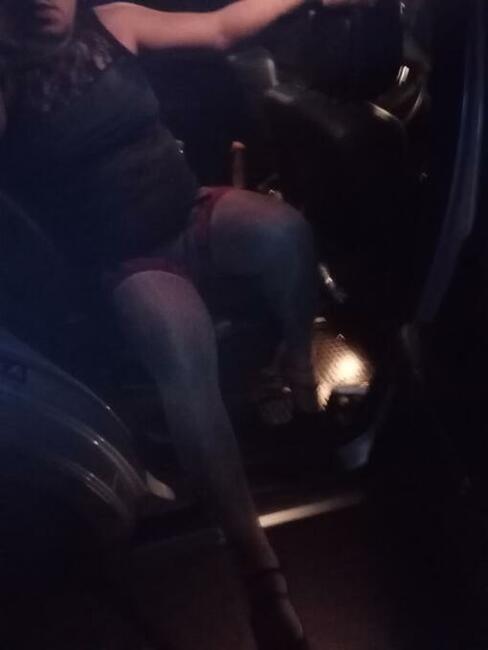 SZUKAM KOGOŚ KTO LUBI TRANNY