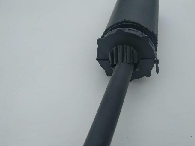 Dławnica czopowa, gniazdowy wkład uszczelniający 63