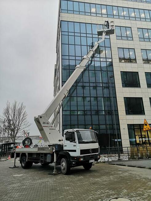 Podnośnik koszowy 35/30/26/25/22/20m Wynajem z operatorem
