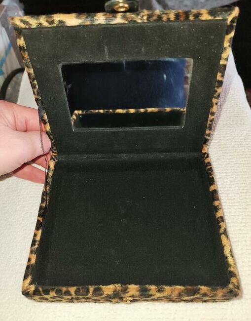 Kosmetyczka na kosmetyki