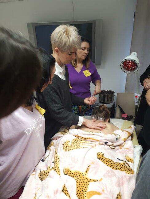 Stawianie Baniek Lekarskich z Dojazdem. Warszawa. Od 150 zł