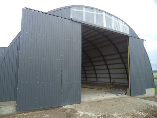 usługi budowlane monterskie konstrukcje płyty warstwowe itp.