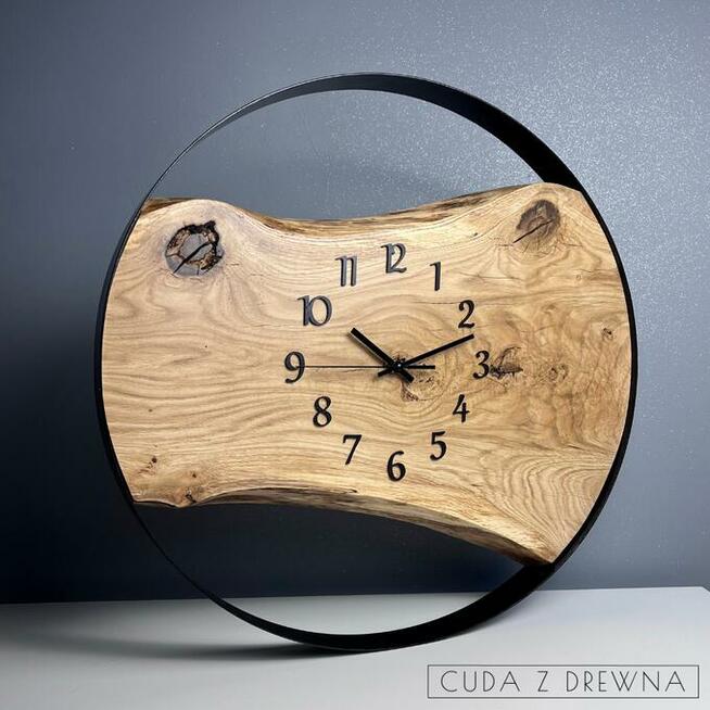 Nowoczesny zegar z elementem drewna | pełna personalizacja