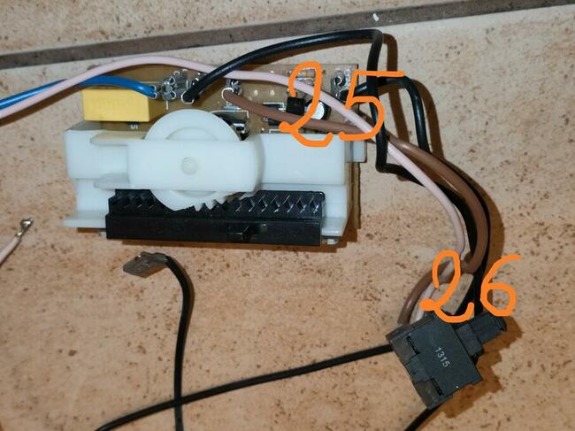 Electrolux Classic Silence ZCS2240VEL- odkurzacz na CZĘŚCI!