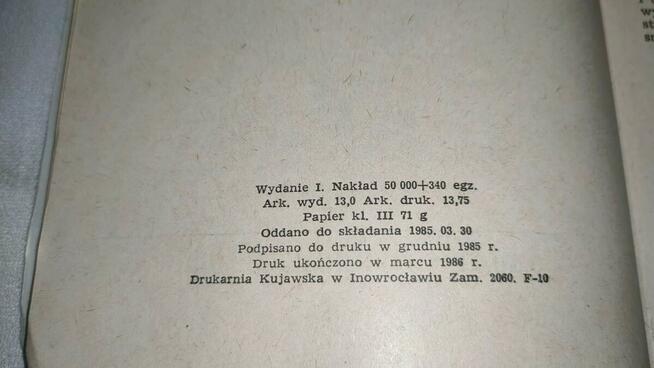 „Ludzie-skorpiony” Max Lars + GRATIS książka