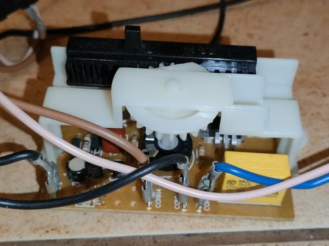 Electrolux Classic Silence ZCS2240VEL- odkurzacz na CZĘŚCI!