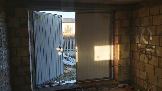 Brama Garażowa Bramy Garażowe Drzwi Brama Dwuskrzydłowe