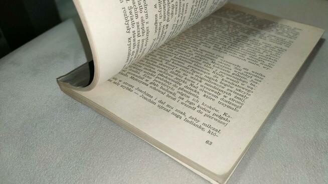 „Ludzie-skorpiony” Max Lars + GRATIS książka