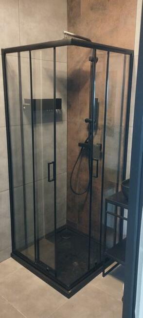 Remonty łazienek. Układanie płytek itd.