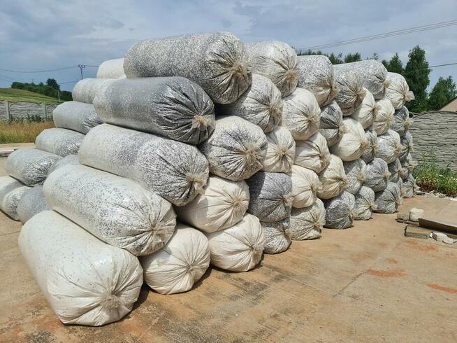 GRANULAT REGRANULAT STYROPIANOWY wypełnienie do puf kulki