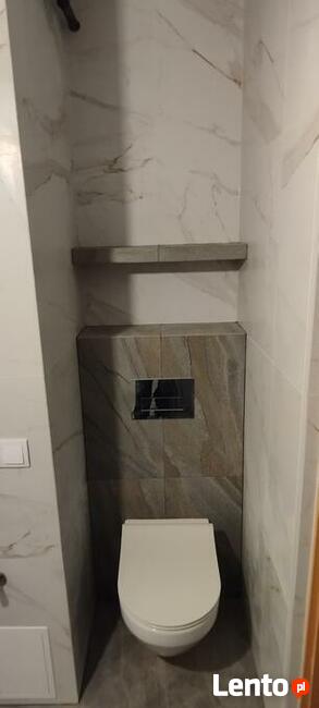 Remonty łazienek. Układanie płytek itd.