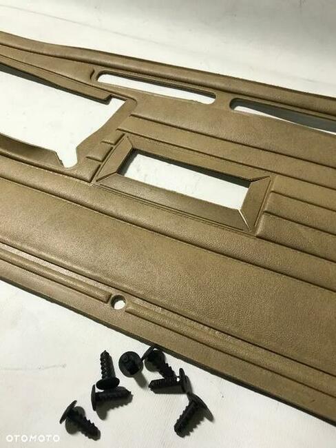 NOWA Tapicerka deski rozdzielczej FIAT 126p FL +SPINKI