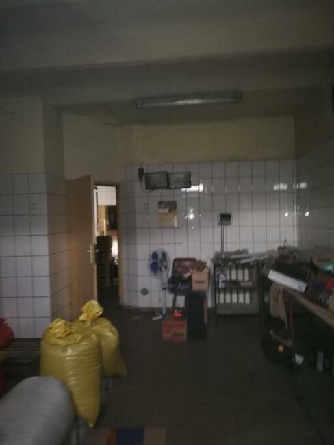 Lokal użytkowy po sklepie ogólnospożywczym i piekarni