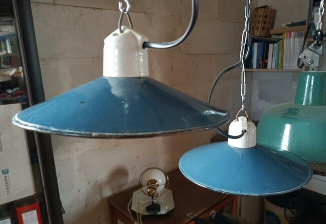 Kupię stare lampy przemysłowe i biurowe z PRL