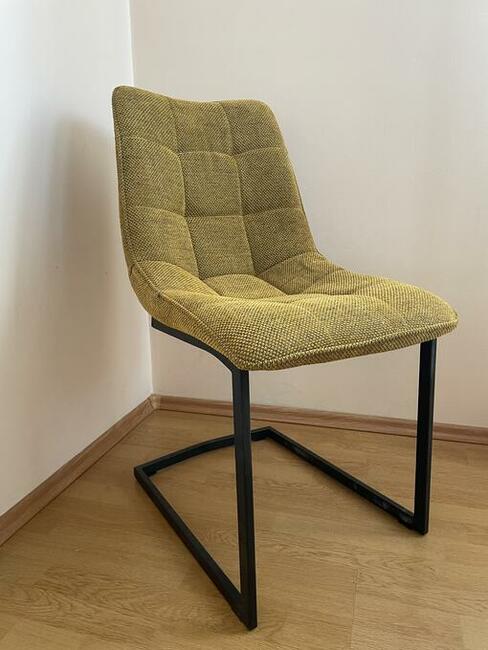 Sprzedam krzesła tapicerowane nowe