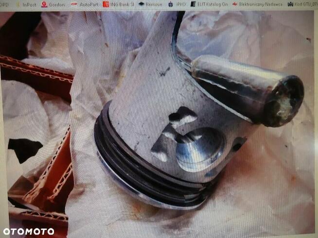 NOWE TŁOKI FIAT 125p 1300 72,20-NOWE 4 szt