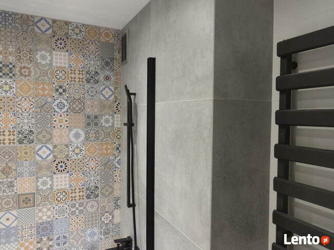 Remonty łazienek. Układanie płytek itd.