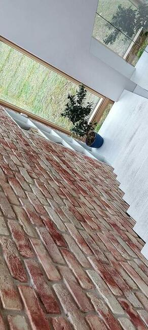 Stare cegły, płytki z cegły, lico cegły, elewacje