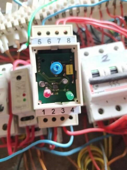 Elcluwo 111-S Elektroniczny przekaźnik poziomu cieczy