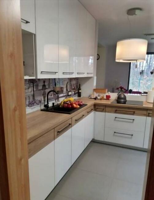 Meble na wymiar.Usługi stolarskie, tapicerstwo